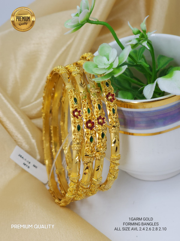 1 GM  Bangles